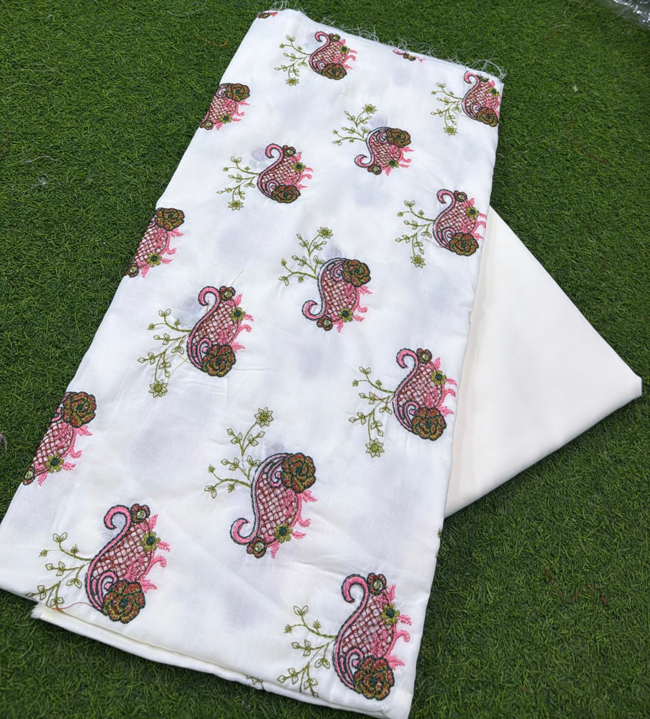 KHAADI |2| PCS LAWN UNSTITCHED